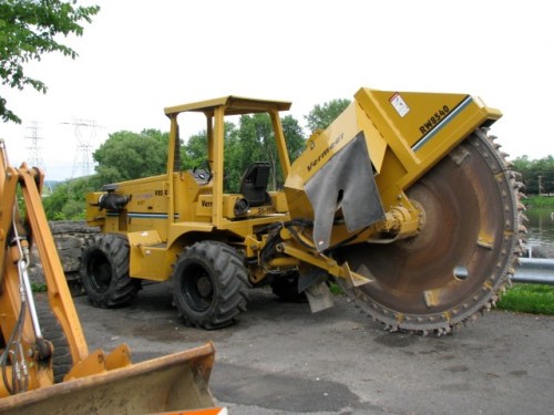 attractive nuisance at the Washington Ave. deadend