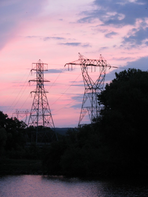 Sunset - towers from the Wash. Ave. deadend - 07Jun09