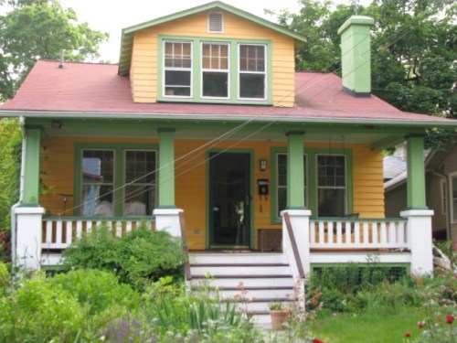 Westmoreland Ave. Pumpkin - Takoma Park