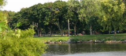 Children's Playground & Tennis Courts - Riverside Park, Schenectady 07Sep09