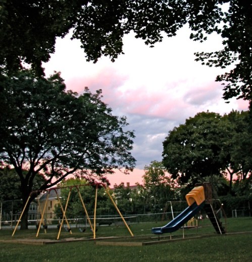 eastern view of sunset behind the Riverside Park swings - 02Sept08