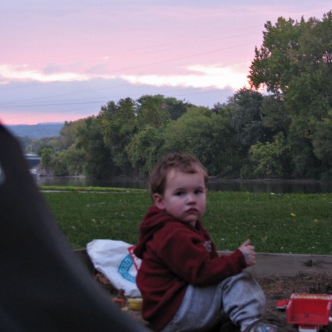 swingset sunset - Devin wants to stay at Riverside Park a little longer - 03Oct09