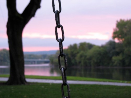 swingset sunset - end phase from swingset, Riverside Park, Schenectay - 03Oct09