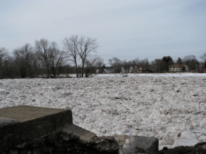 Mohawk River ice jam seen from end of Washington Ave. Schenectady - 08Mar09