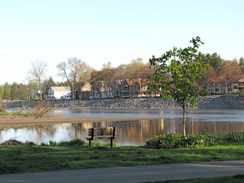 a morning view of Scotia NY across the Mohawk from Riverside Park in Schenectady NY - 24Apr2010