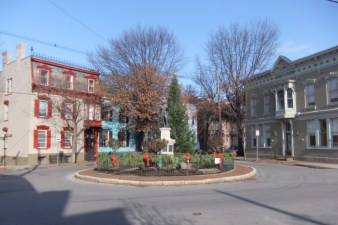 Stockade12-12-12-Circle