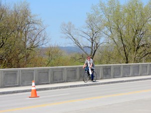 wgb-wsideCyclist08May2014