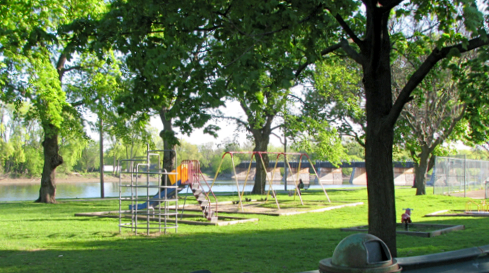 dock-northstview29apr2010east-002