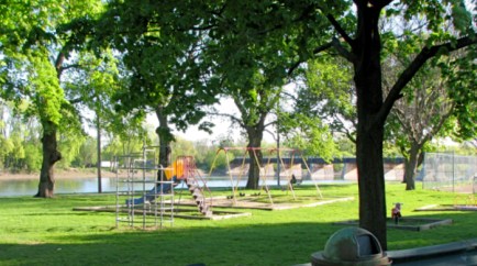 dock-northstview29apr2010east-002