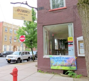 PumpHouseTowel-Arthurs